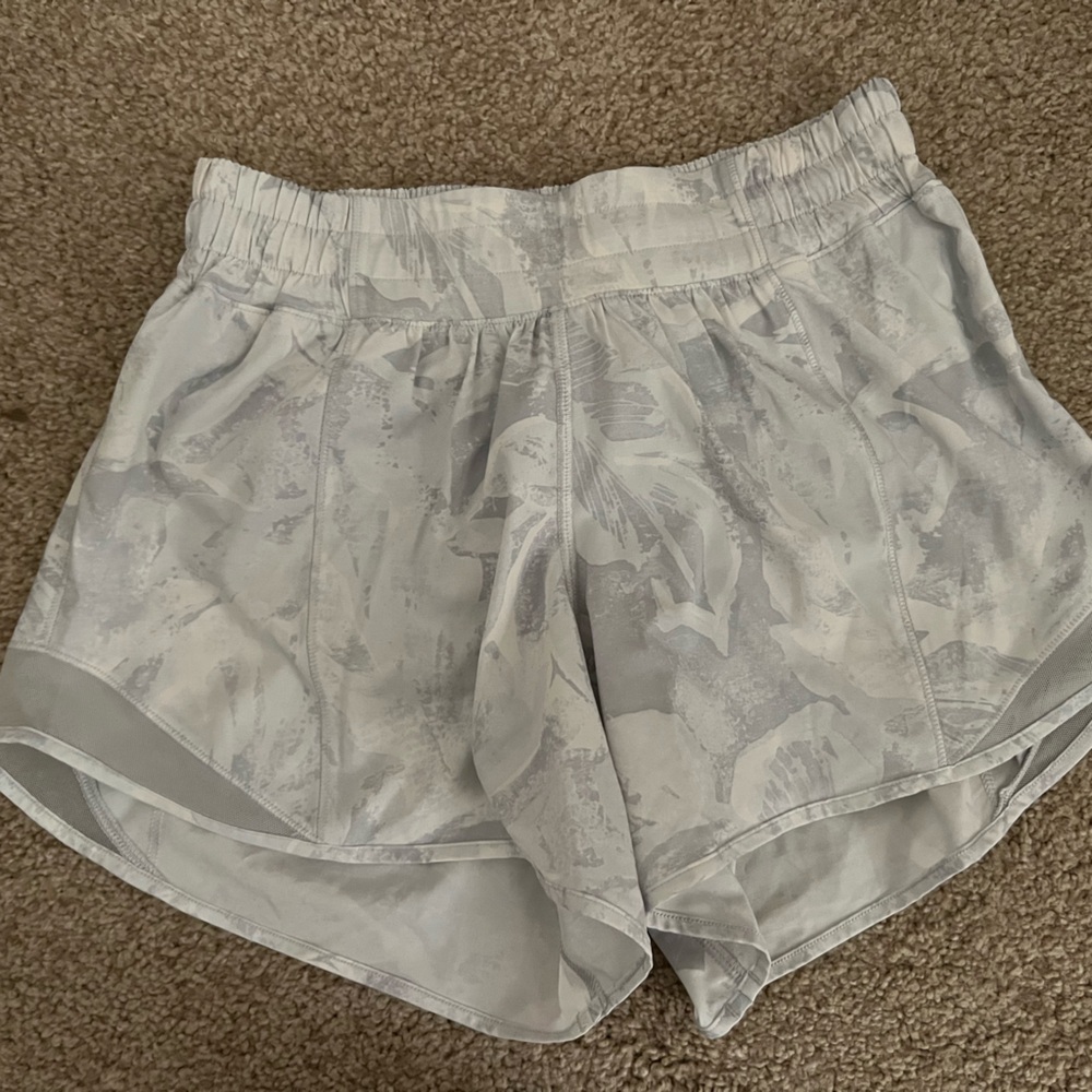 Lululemon hotty hot shorts